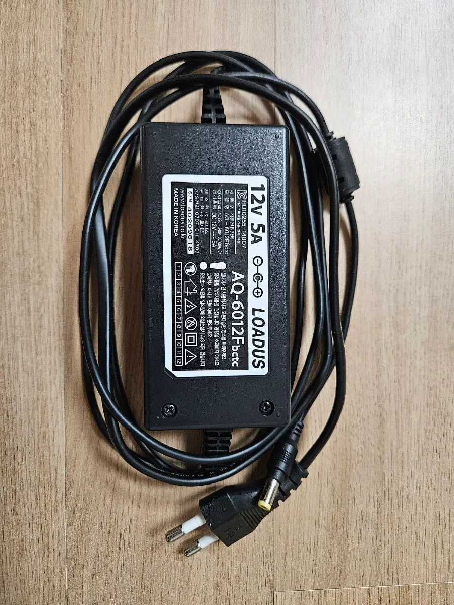어댑터 12V 5A