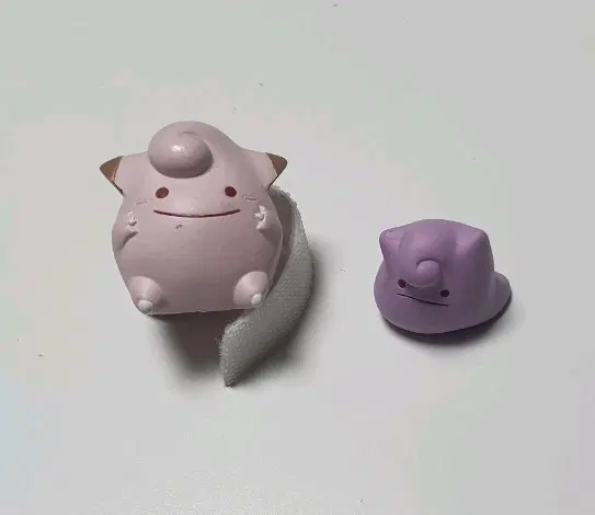 변신 메타몽 삐삐 가챠 피규어
