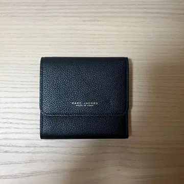 MARC JACOBS 3단 폴더형 지갑 블랙