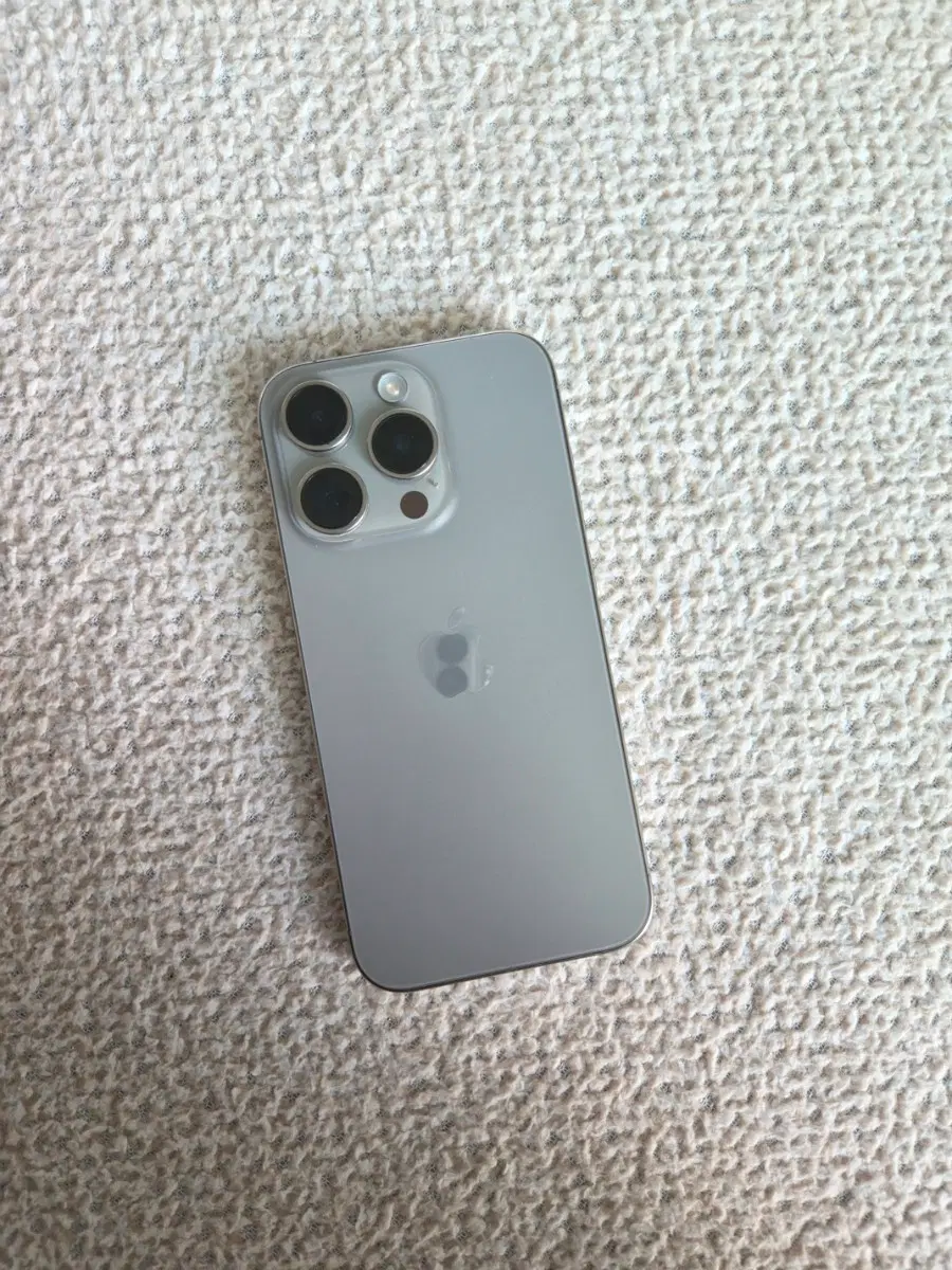 아이폰15 PRO 내추럴티타늄 128GB 판매합니다