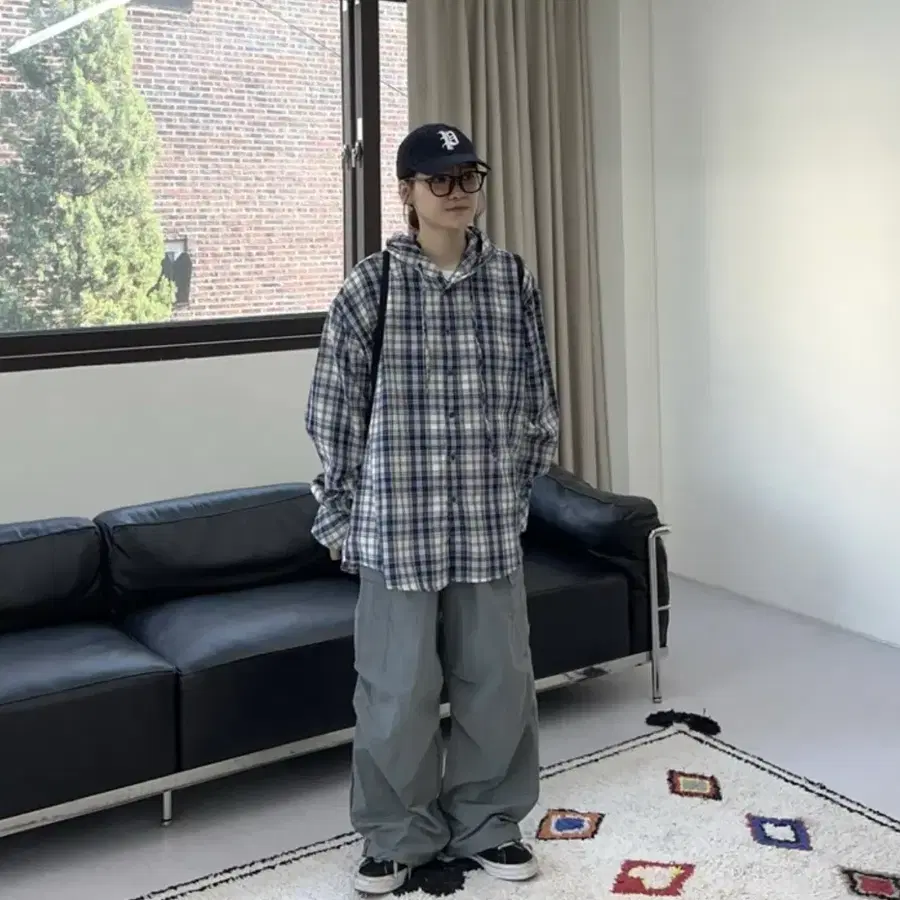 남녀공용 오버핏 체크 후드 셔츠 긴팔 (1회 착용)