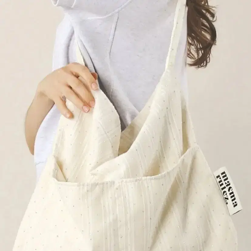 [새상품]마스마룰즈 래빗에코백_썬샤워