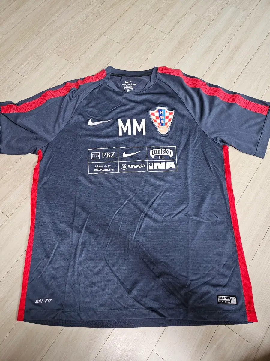 크로아티아 지급용 트레이닝 반팔(XL110)