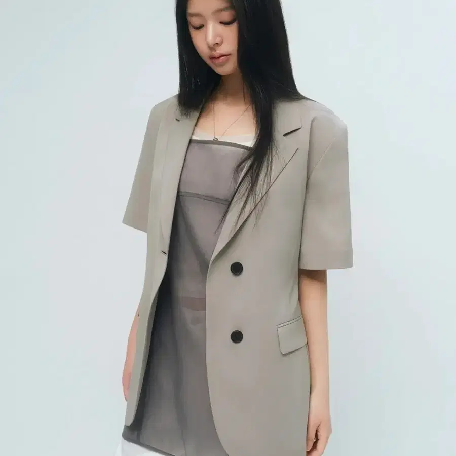 무신사스탠다드 우먼즈 슬릭 벨티드 반소매 블레이저