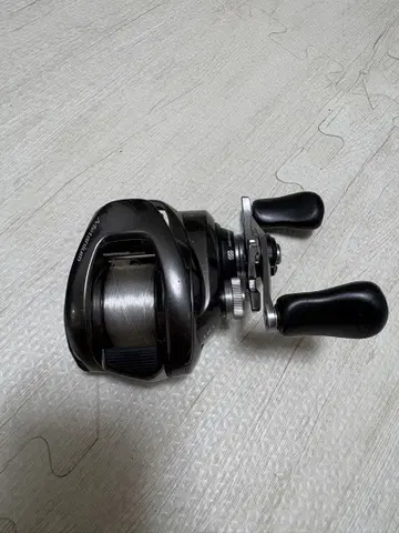 SHIMANO Metanium HG 베이트 낚시릴