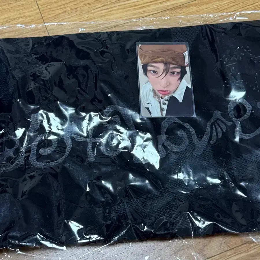 엔시티 위시 리쿠 오드투러브 팝업 짐색
