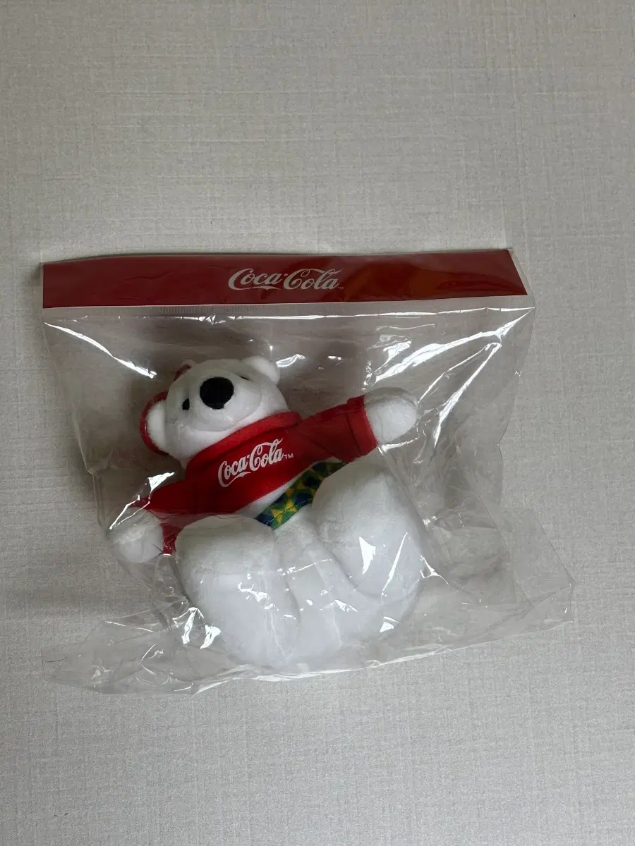 코카콜라 북극곰 인형 팝니다