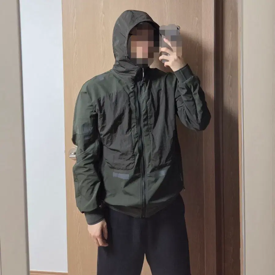 러시아 아웃도어 크라카타우 Krakatau 바람막이 카키 100/L