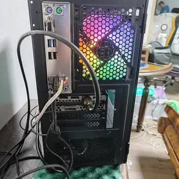 i5-9600k 16gb 240gb ssd 1tb hdd gtx1060 전주시 | 데스크탑 | 번개