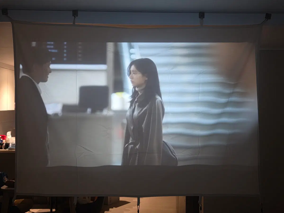 LG HU80KA 4K 레이저 단초점 빔프로젝터 + 스크린