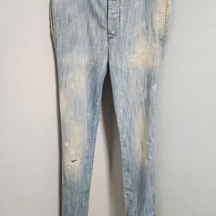 Dsquared2 Distressed denim Pants