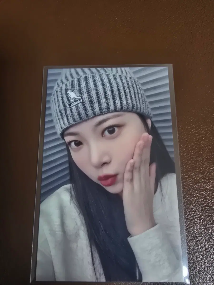 르세라핌 은채 위버스재팬 럭드 팝니다