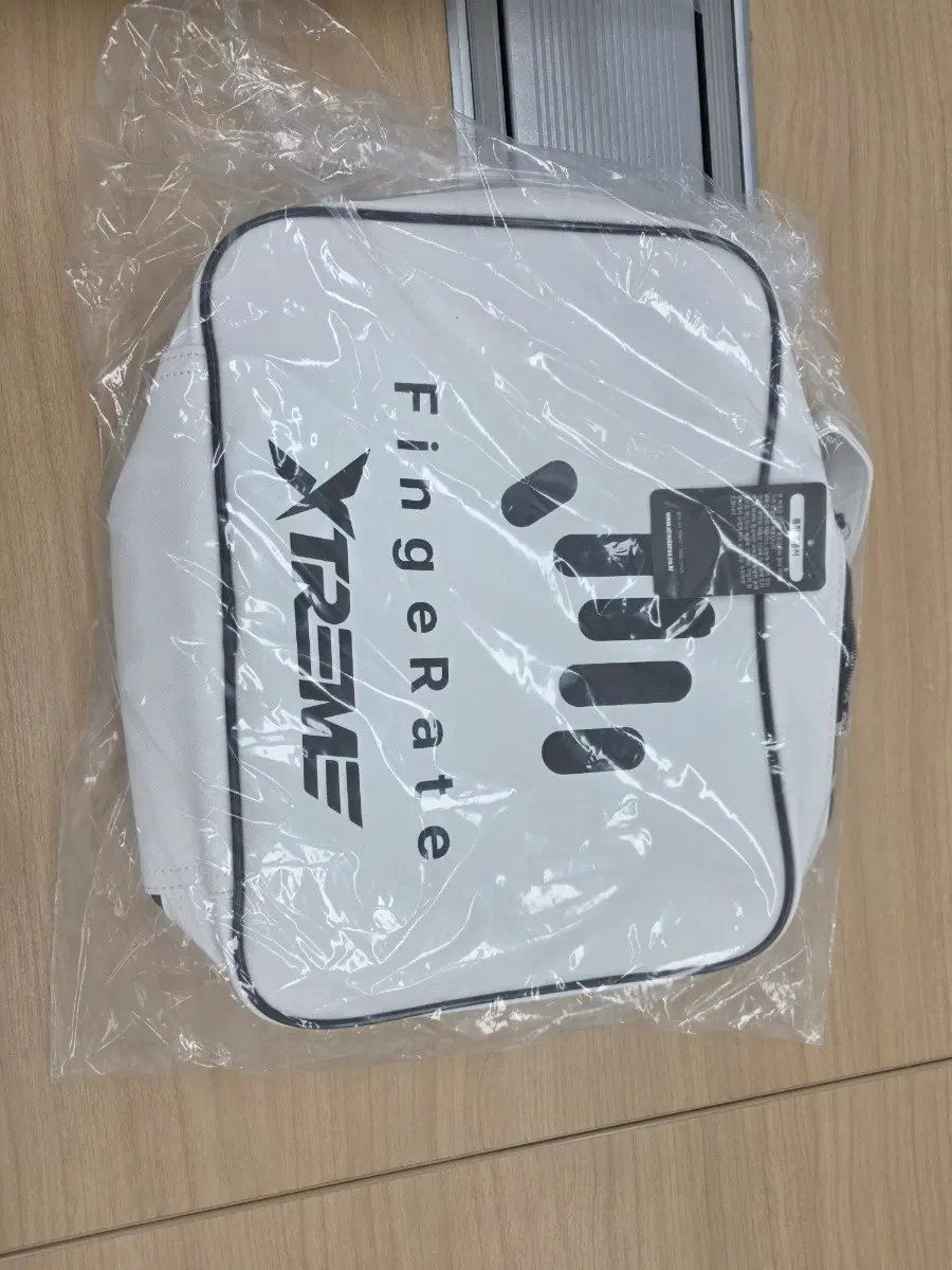 X-TREME 배드민턴 파우치백 화이트
