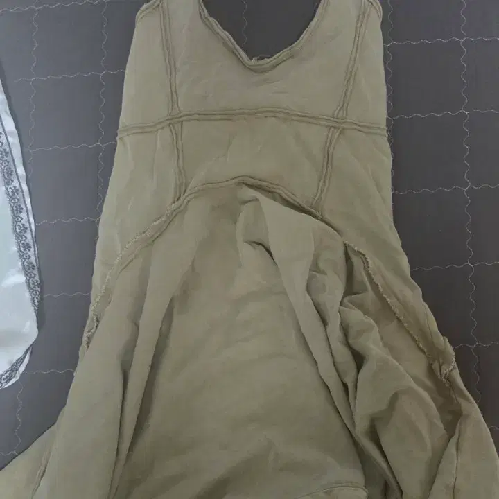 자라 원피스 카키색