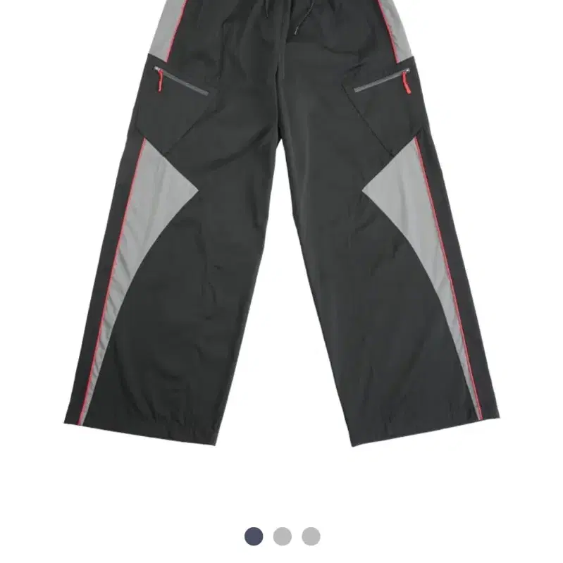 구매합니다) 2사이즈 INTERVAL WORK TRACK PANTS