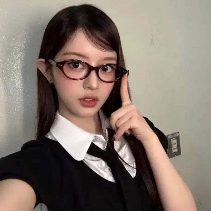 팬시클럽 Preppy Ribbon Tie Shirt 프레피 반팔 셔츠 티셔츠