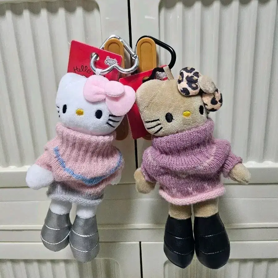 헬로키티 롱다링 인형 키링 2개 세트 (새상품)