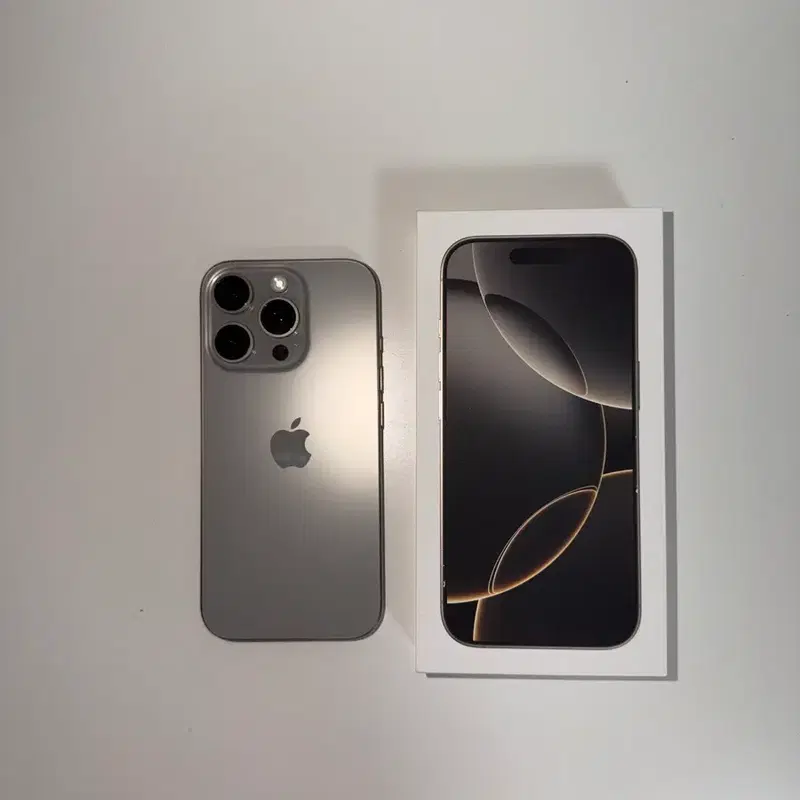 아이폰 16pro 256GB 내추럴 티타늄