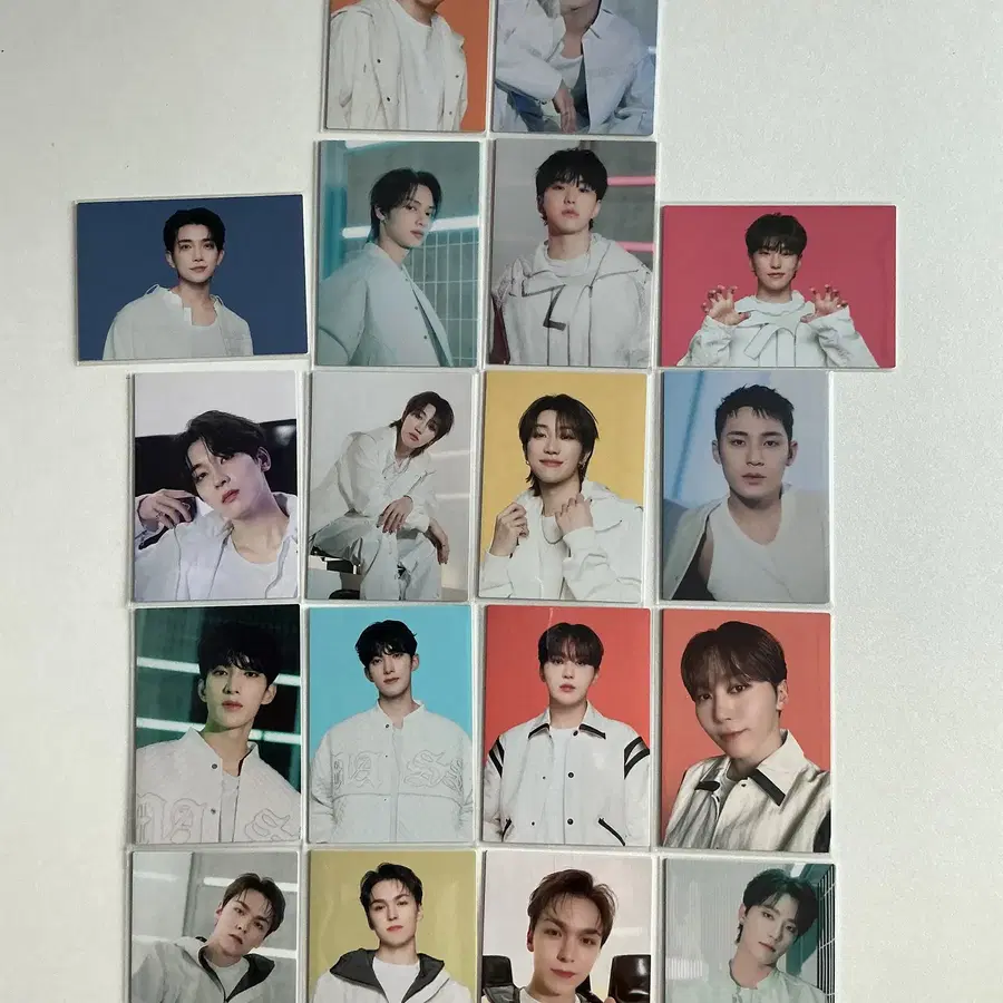 세븐틴 follow again japan 팔로우어게인재팬 포토카드 판매합니다.