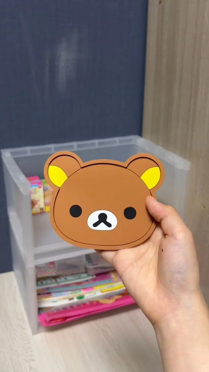 리락쿠마 티코스터
