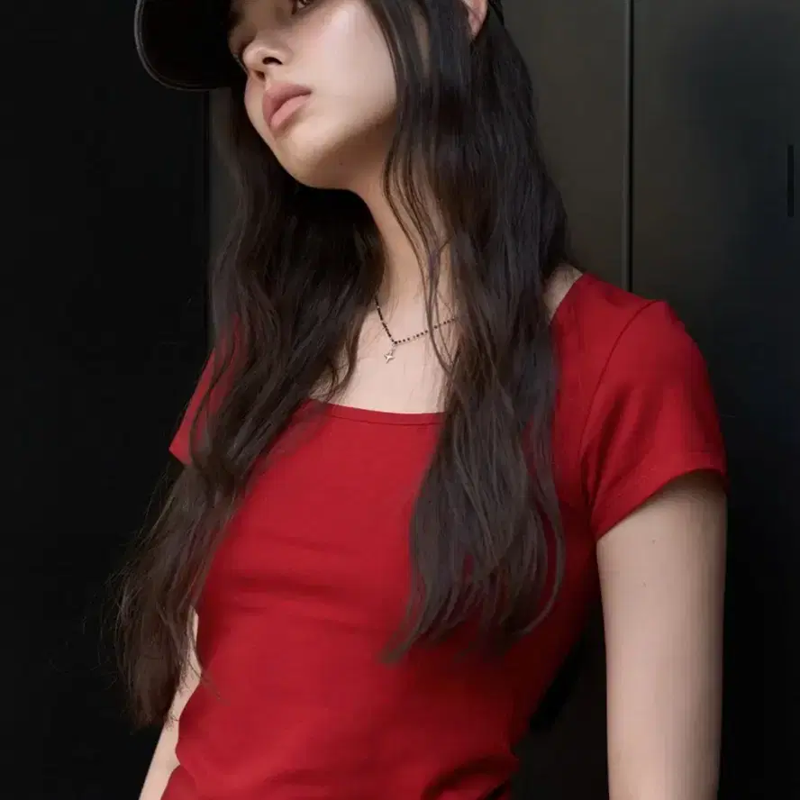 디어미 스퀘어넥 반팔티