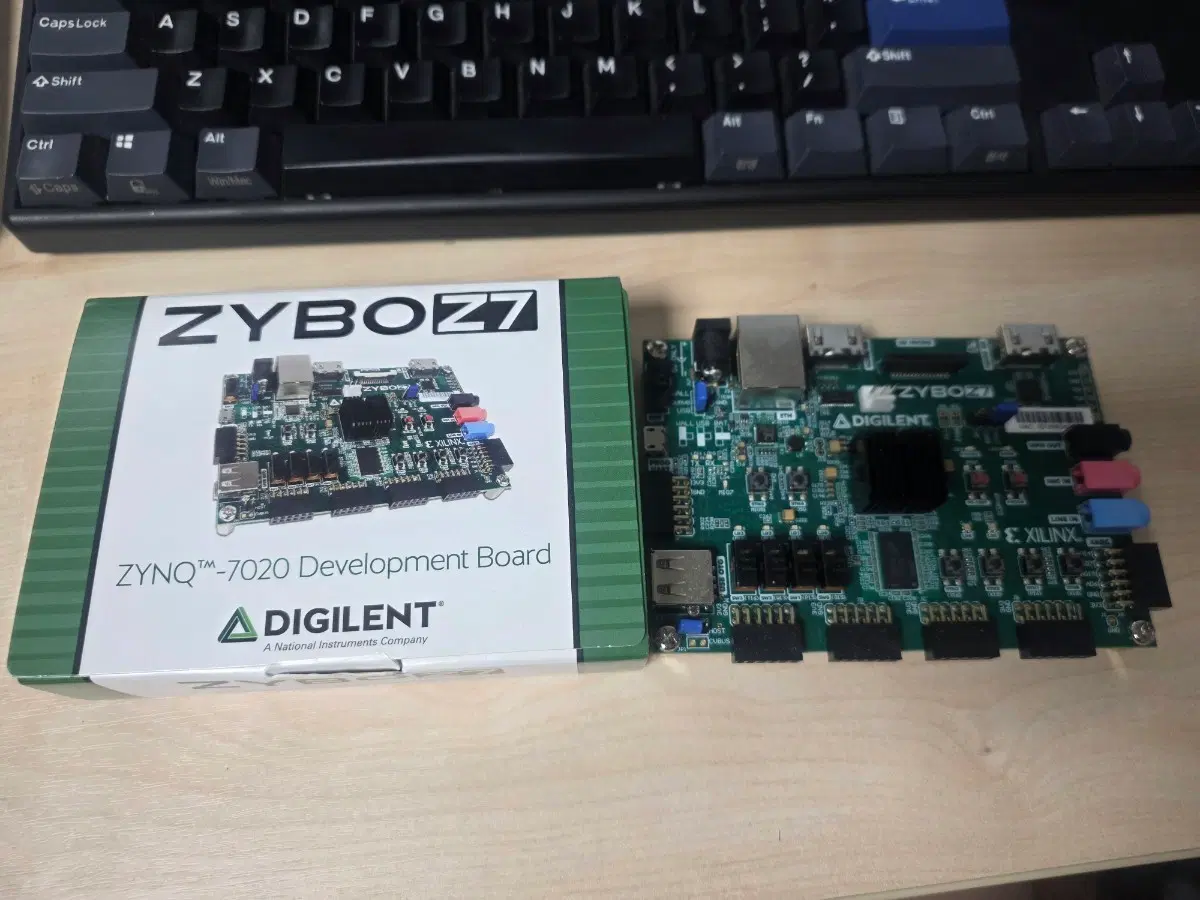 Digilent Zybo Z7 Zynq-7020 개발 보드