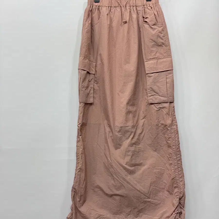 S) 에잇세컨즈 나일론 스커트