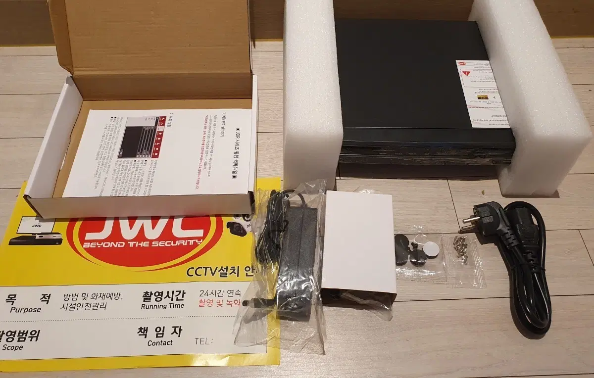 [미사용] JWC JDO-4008D 800만화소 4채널 CCTV 녹화기  H.264 HDD미장착