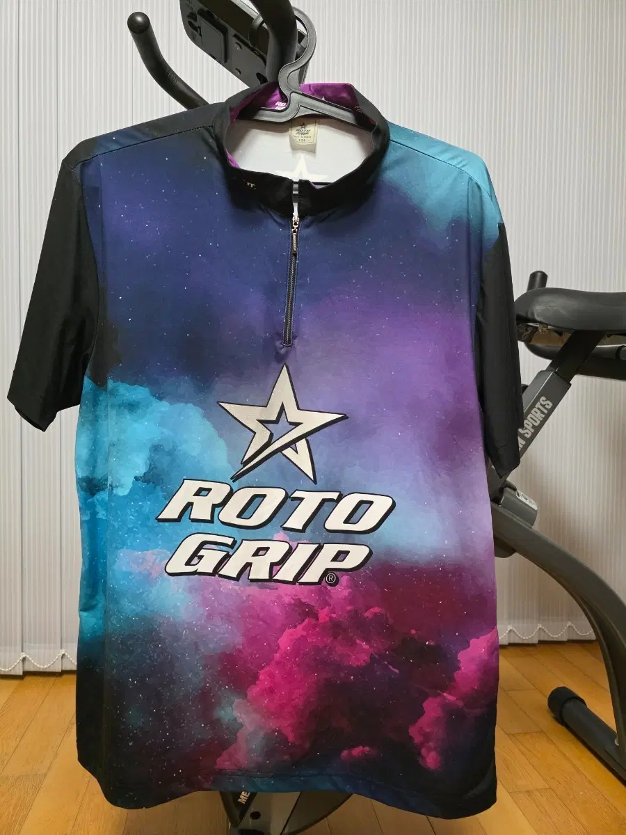 [제목][105] 로토그립(ROTO GRIP) 우주/은하수 패턴 볼링 유니폼 (상태 A급)[105] 로토그립(ROTO GRIP) 우주/은하수 패턴 볼링 유니폼 (상태 A급)