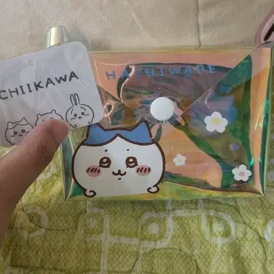 치이카와 하치와레 파우치