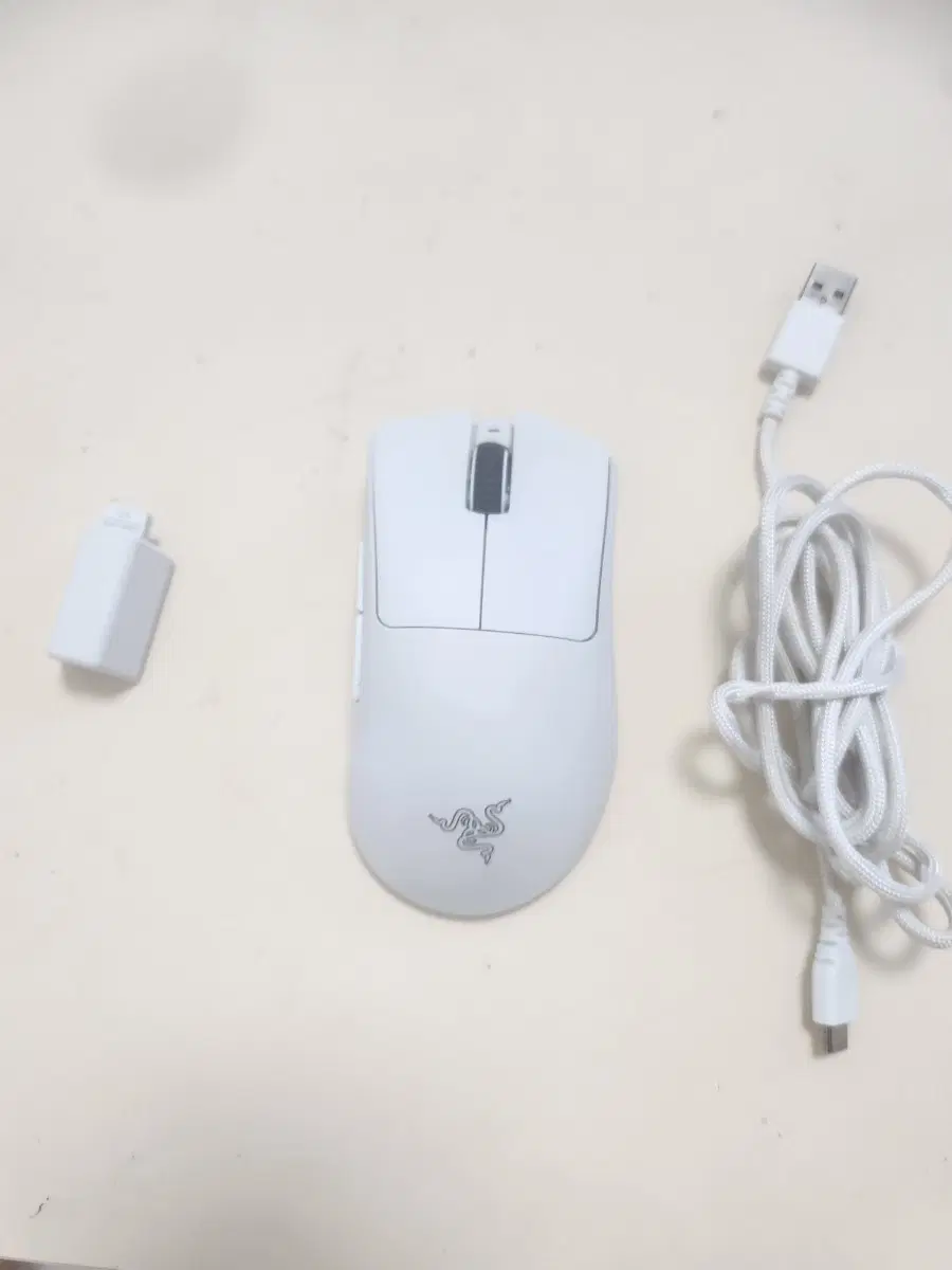 레이저 데스에더 v3 pro 급처