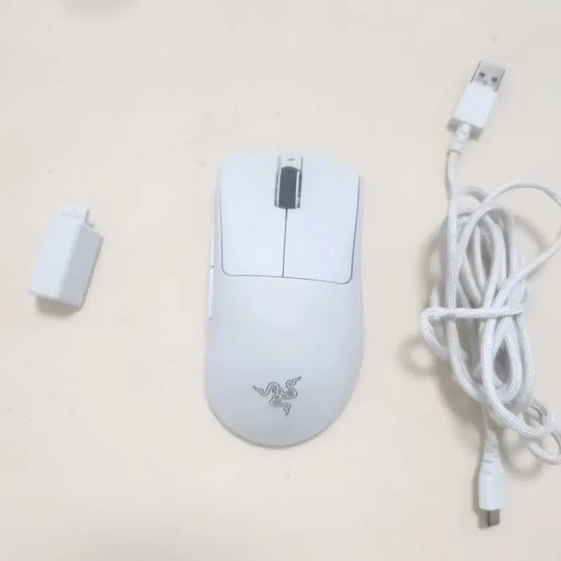 레이저 데스에더 v3 pro 급처