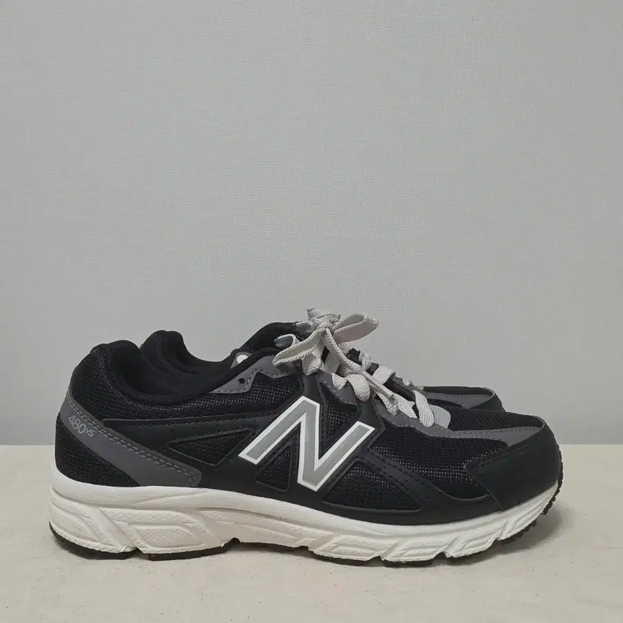 235뉴발란스 480v5 4E -1488