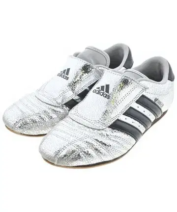 adidas 스니커즈 여성용