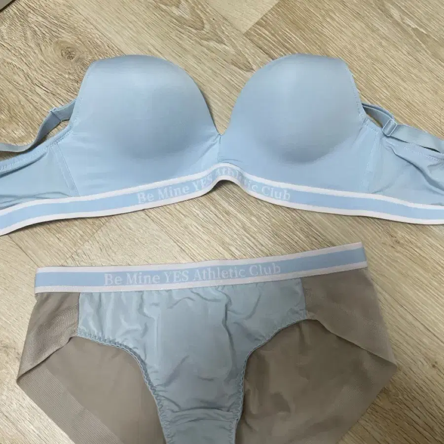 하늘색브라