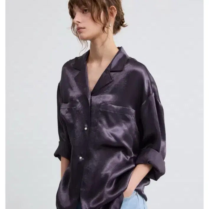 (텍달린새상품)무니드 펄 오픈칼라셔츠 플럼