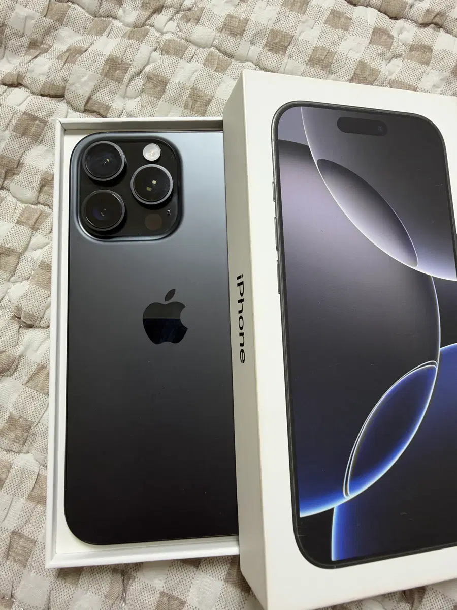 아이폰 16프로 128gb 배터리 90%