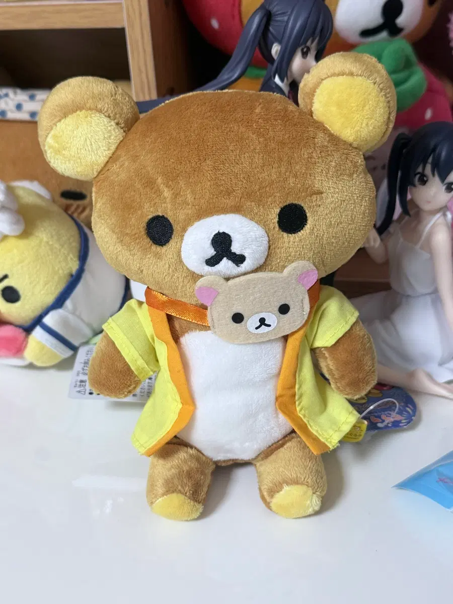산엑스 리락쿠마 마츠리 노랑 인형