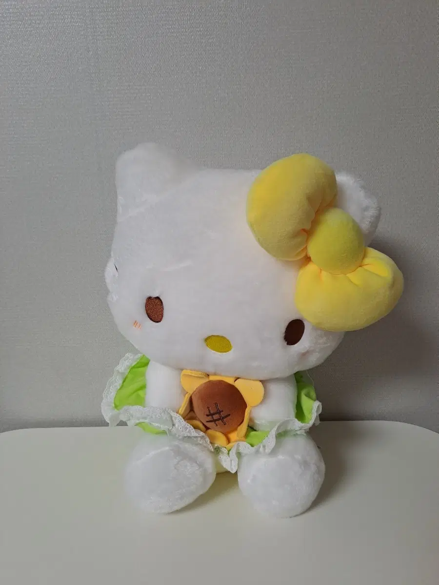 산리오 헬로키티 인형 해바라기 중형
