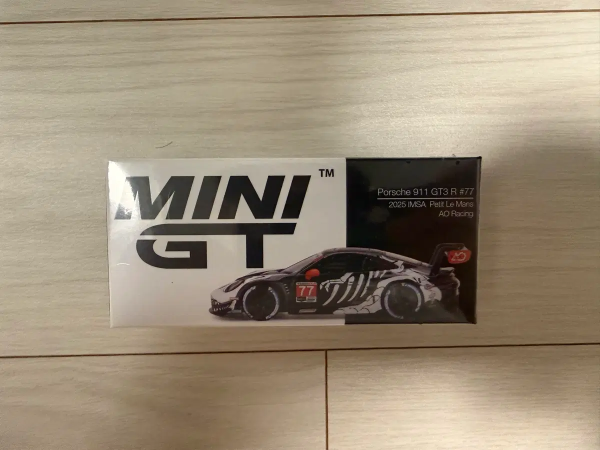 미니지티 포르쉐 911 GT3 R #77 다이캐스트 1143 스켈레톤