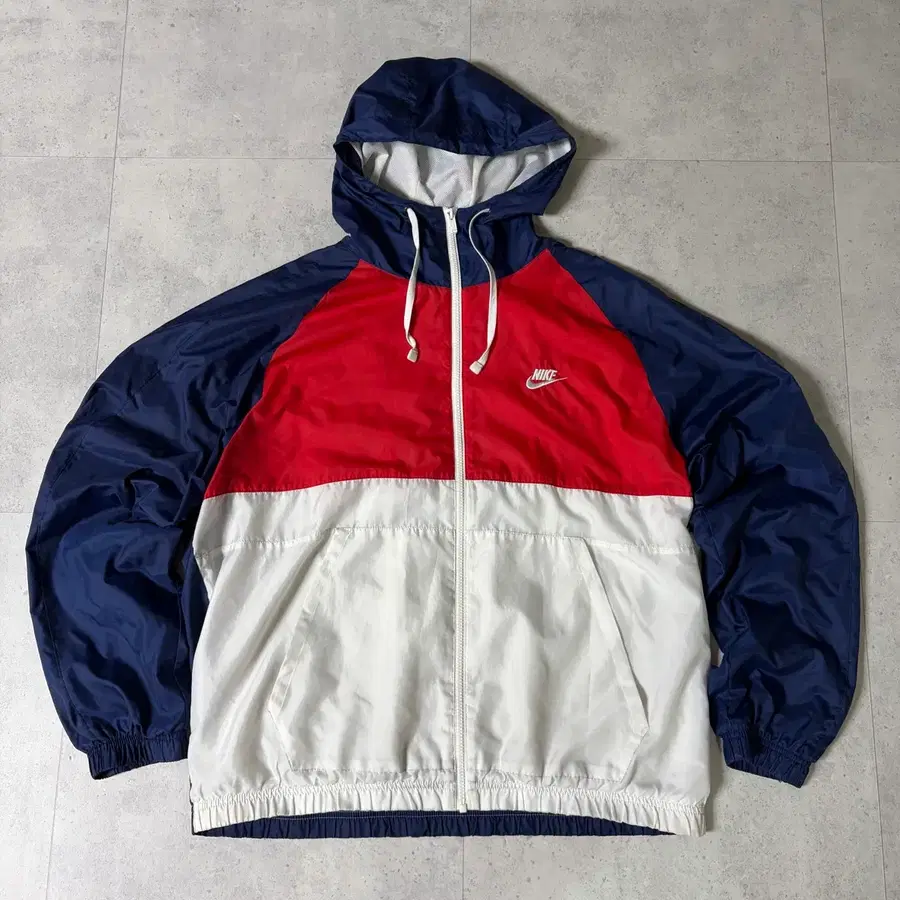 나이키 바람막이 2XL