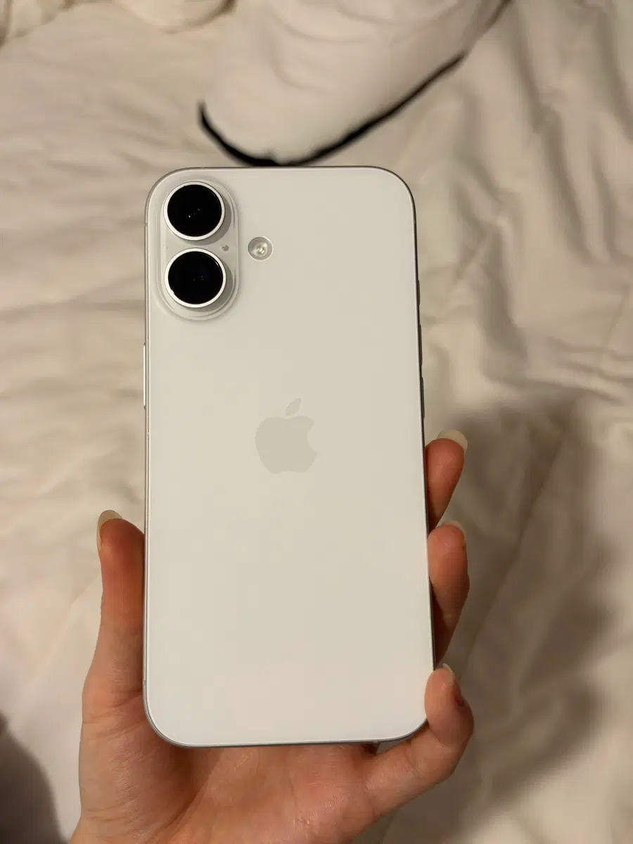 애플 아이폰 16 화이트 128GB