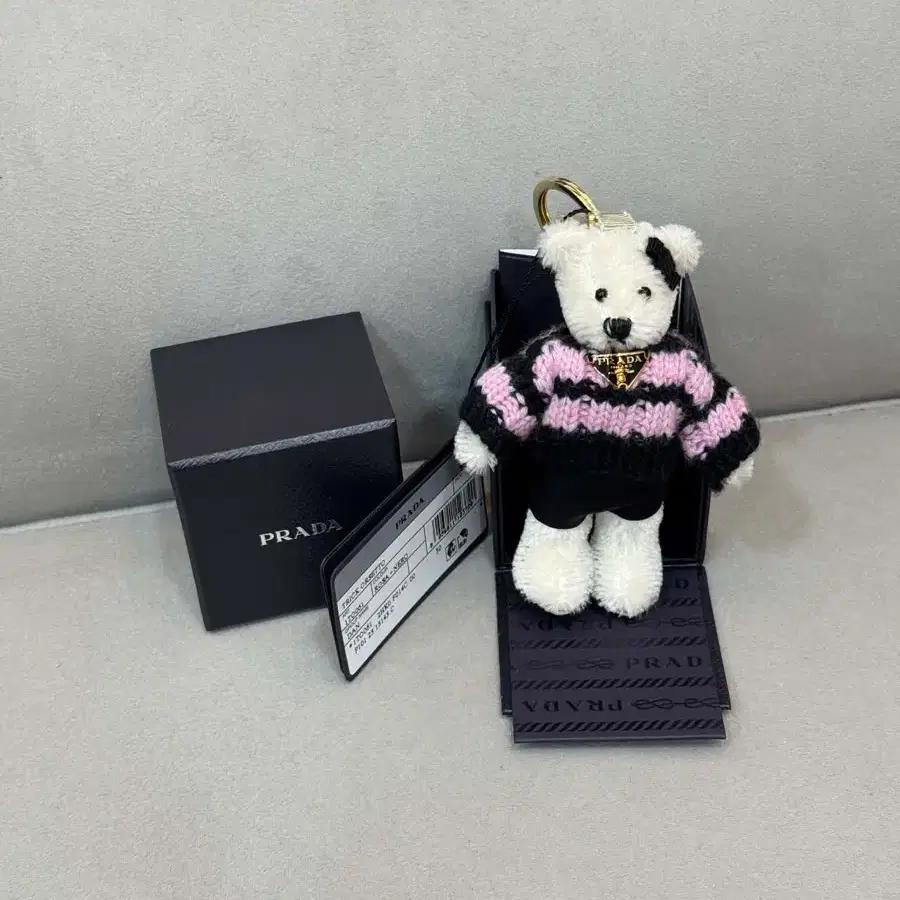 새제품 프라다 베어 곰돌이 백참 인형 키링