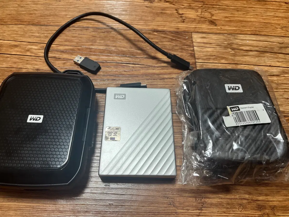 wd 외장하드 4tb usb-c + 충격방지 케이스
