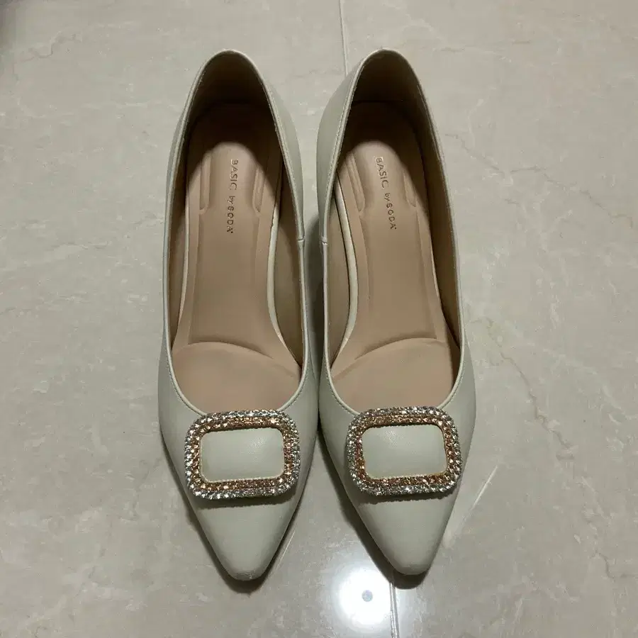 235~240 구두