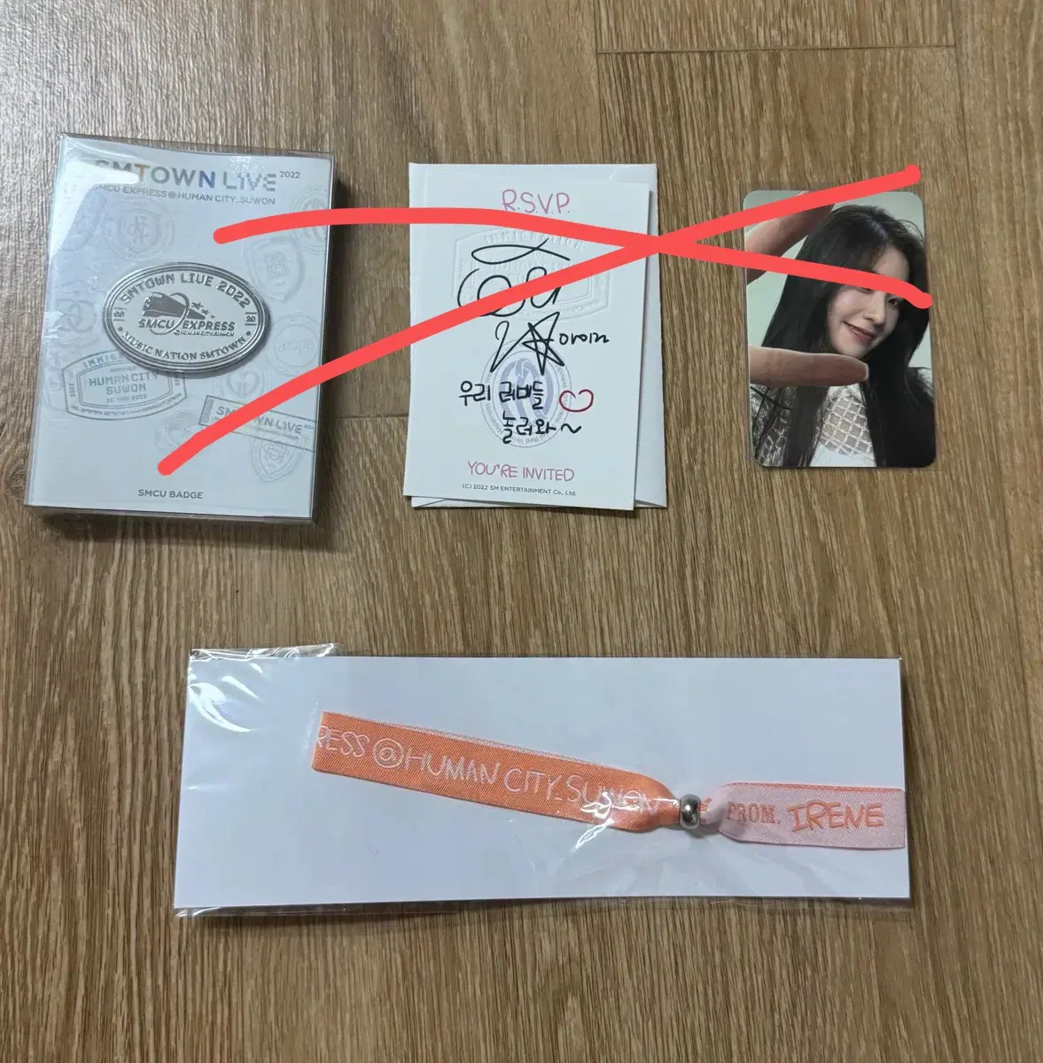 레드벨벳 아이린 2022 smcu 초대장 뱃지 포카 패브릭 팔찌