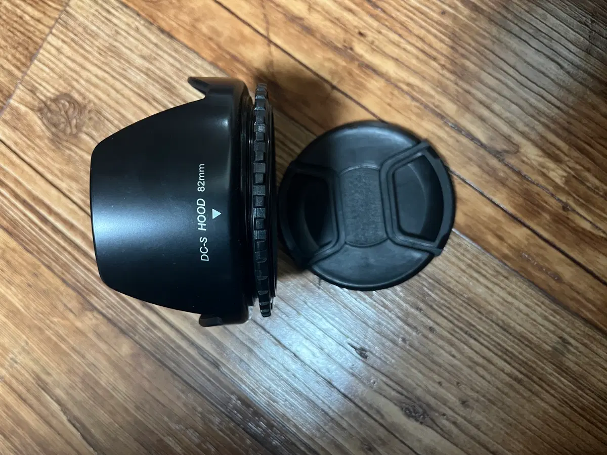 호루스벤누 82mm 렌즈 후드 + 캡