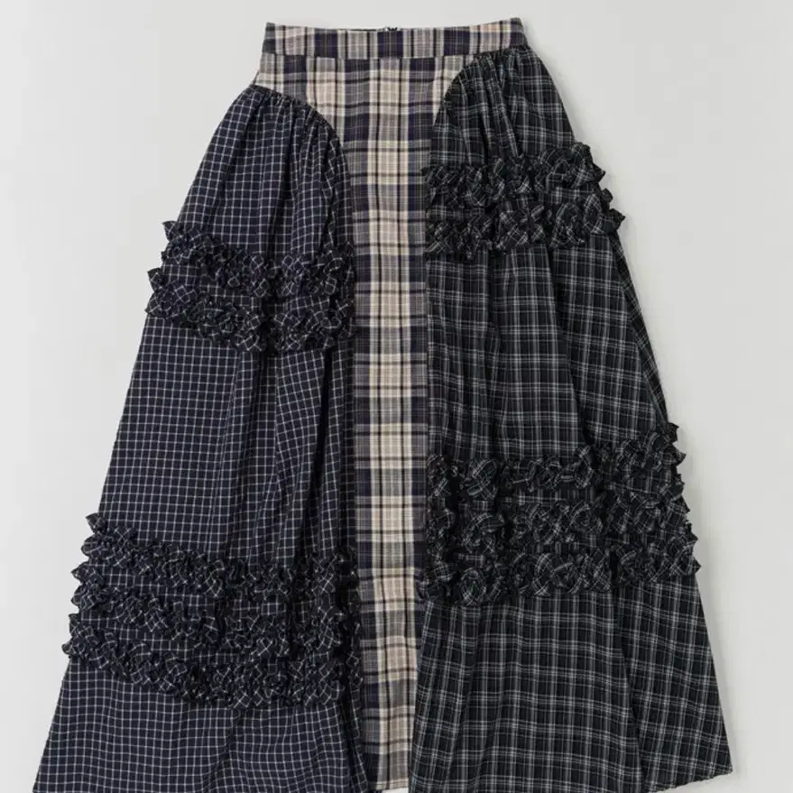 Aopt UNBALANCE FRILL MAXI SKIRT CHECK 프릴 체크 스커트