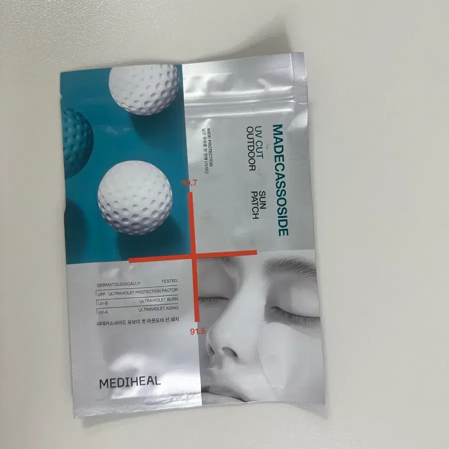 (햇빛에는..~)메디힐 마데카소사이드 UV 차단 패치(4개입)