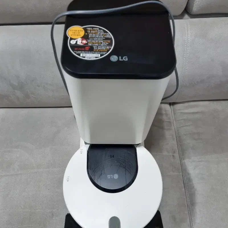LG 코드제로 오브제컬랙션r9 로봇청소기